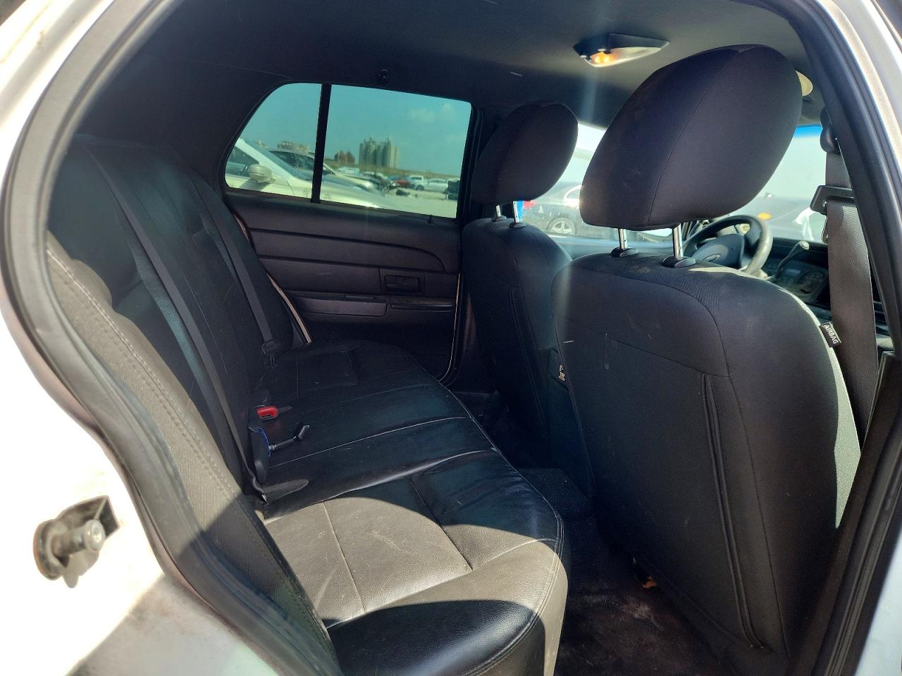 2011 FORD CROWN VIC