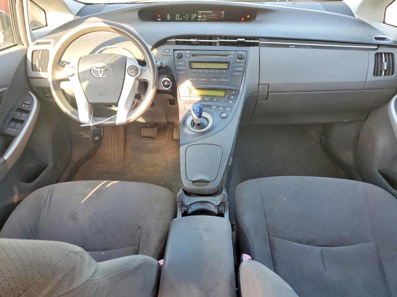 2011 TOYOTA PRIUS