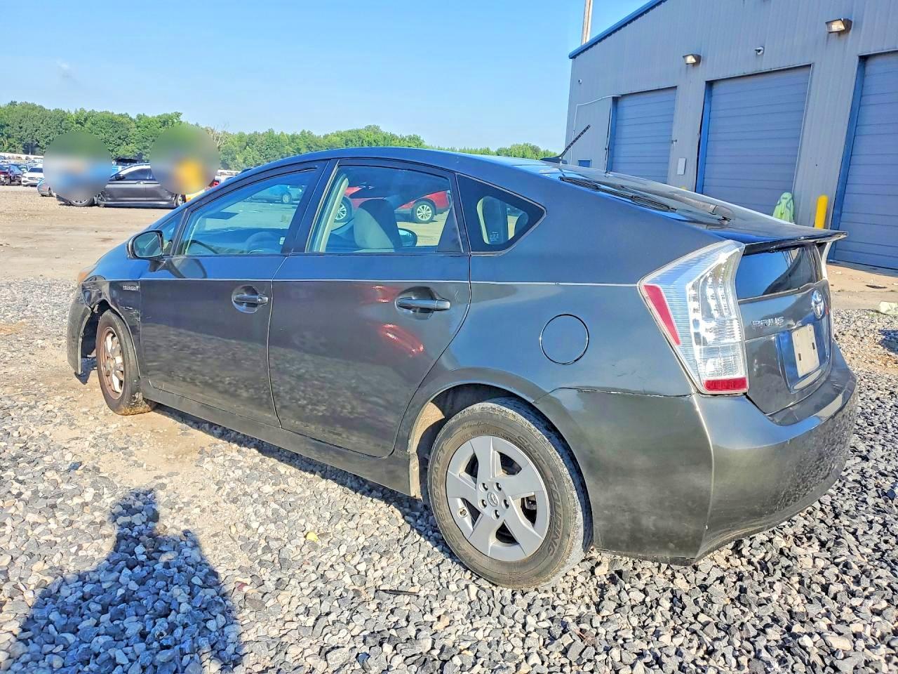 2011 TOYOTA PRIUS