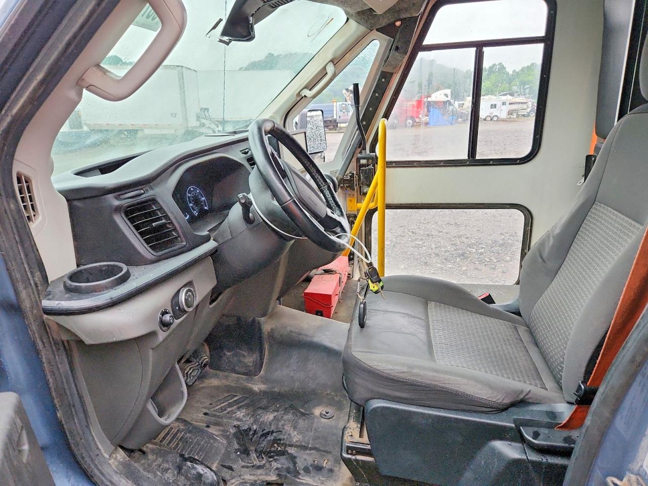 2022 FORD TRANSIT