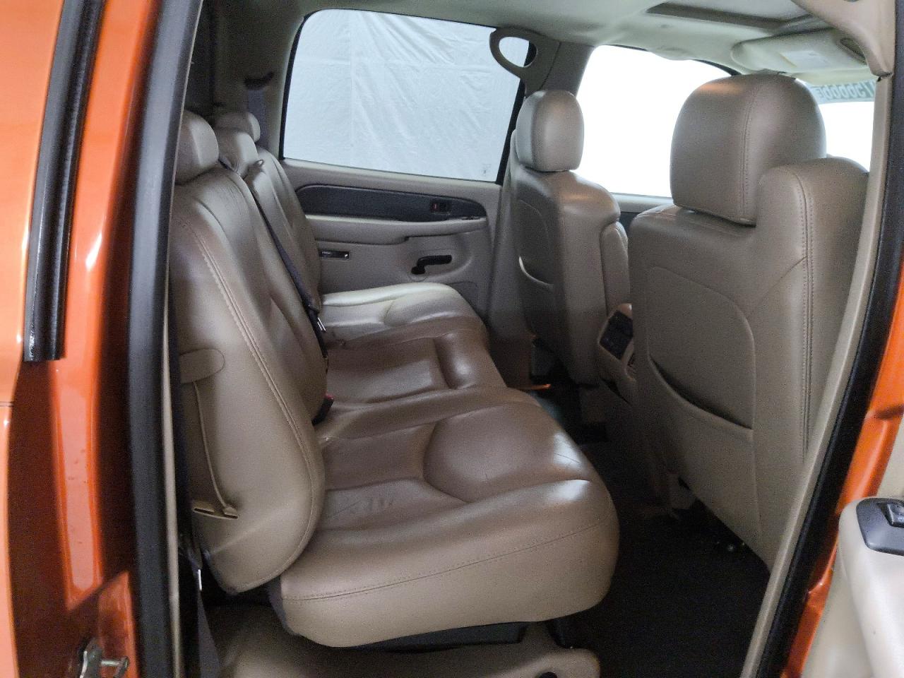2004 CHEVROLET AVALANCHE