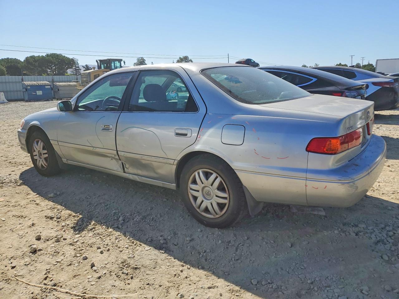 2001 TOYOTA CAMRY