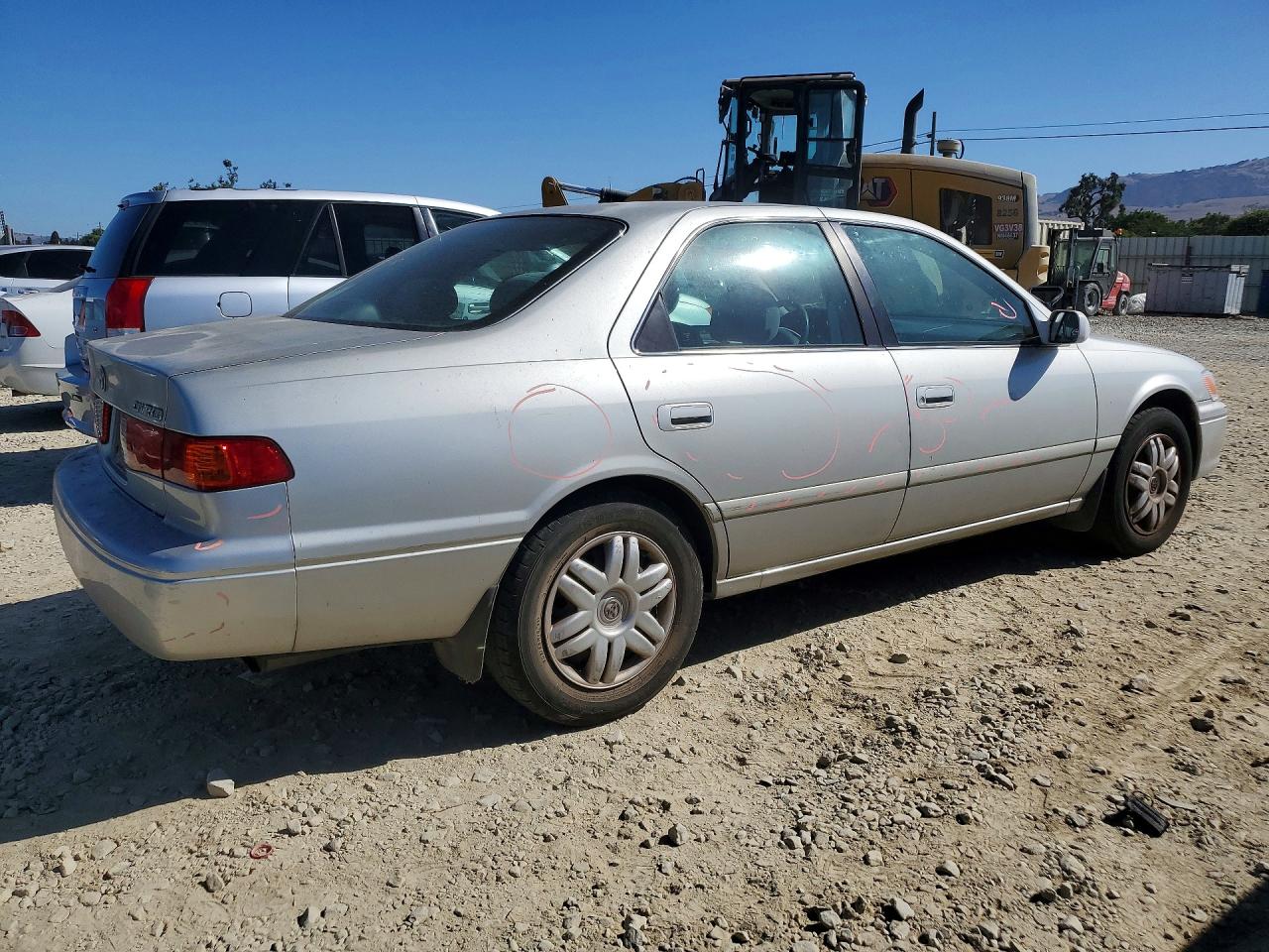 2001 TOYOTA CAMRY