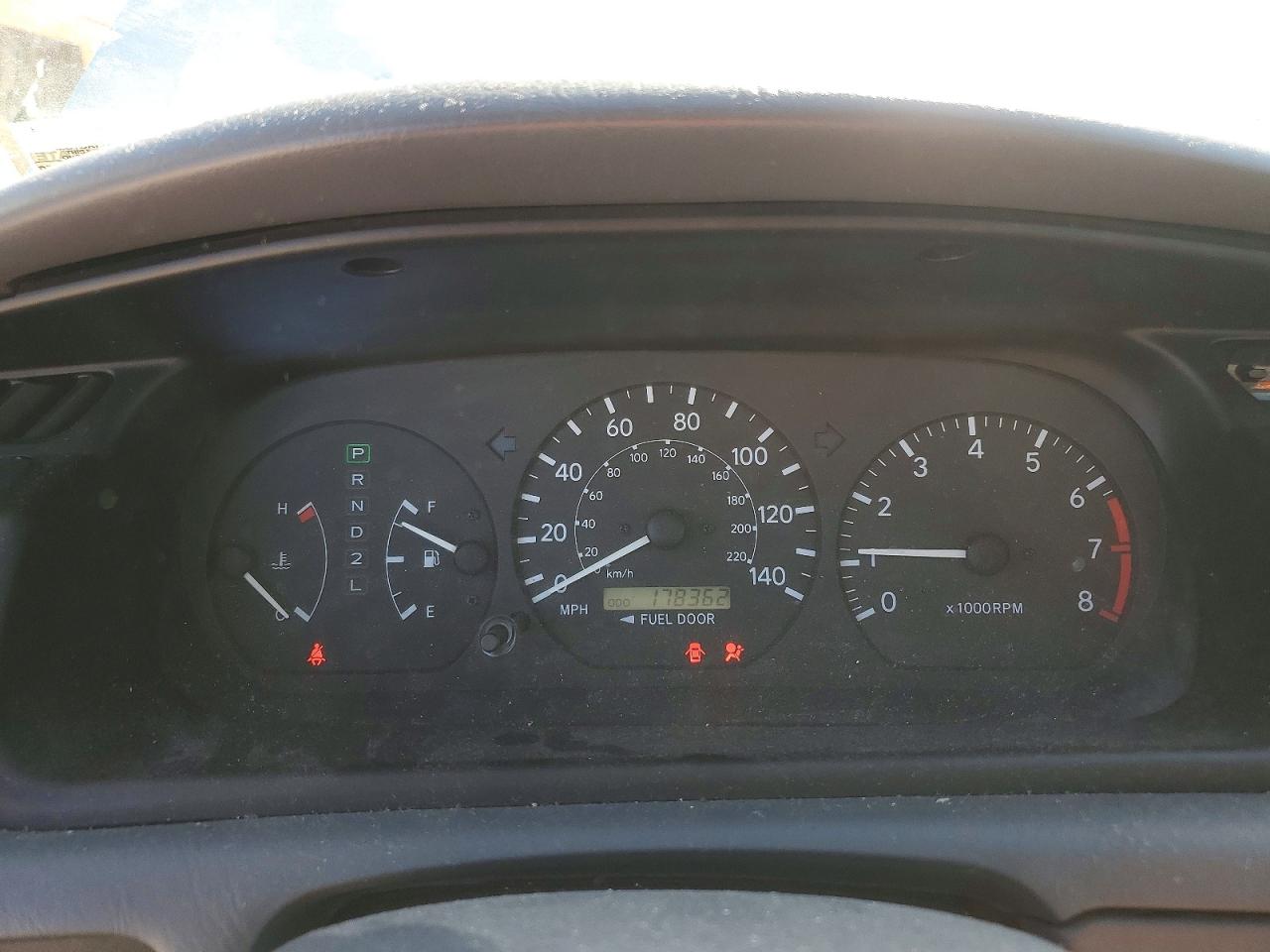 2001 TOYOTA CAMRY