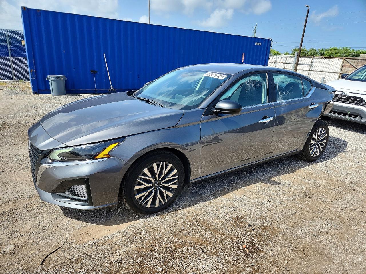2025 NISSAN ALTIMA