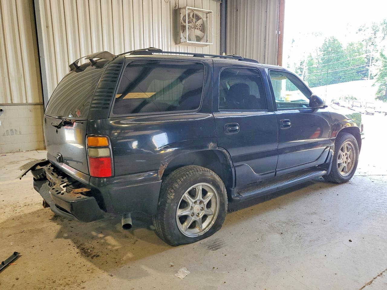 2005 GMC YUKON