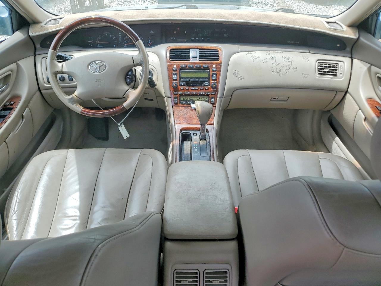 2004 TOYOTA AVALON