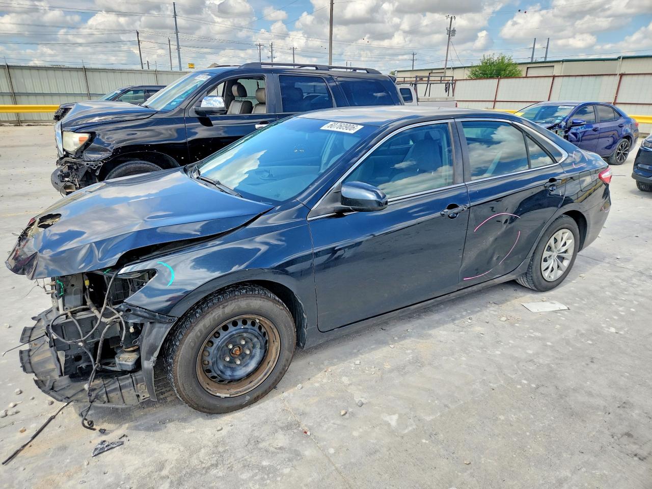 2016 TOYOTA CAMRY