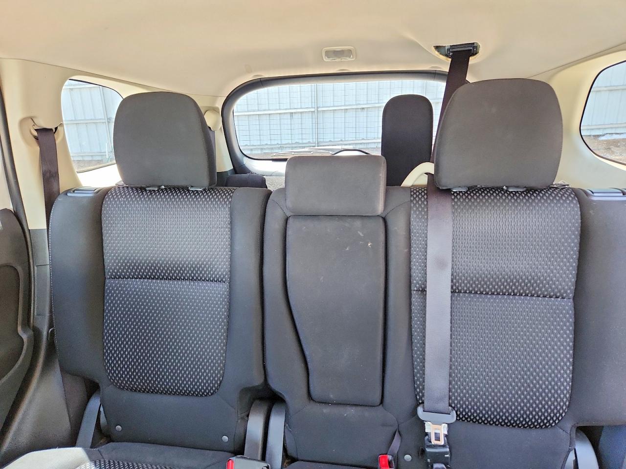 2016 MITSUBISHI OUTLANDER
