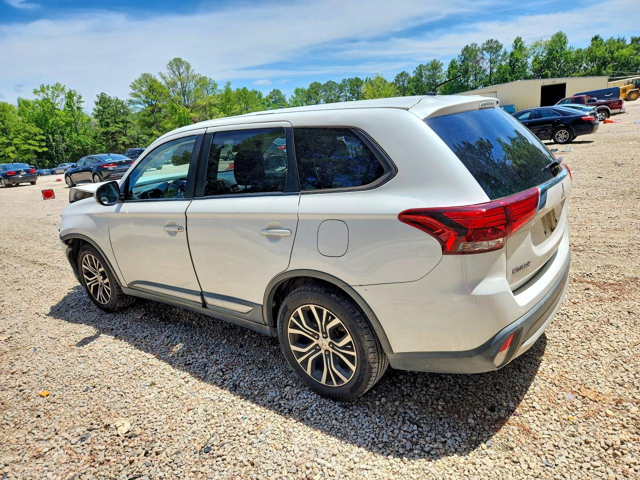 2016 MITSUBISHI OUTLANDER