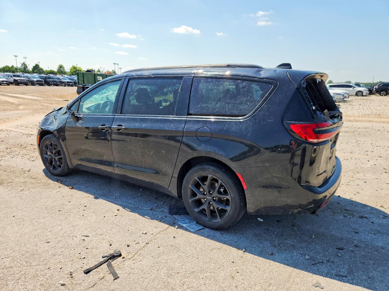 2023 CHRYSLER PACIFICA