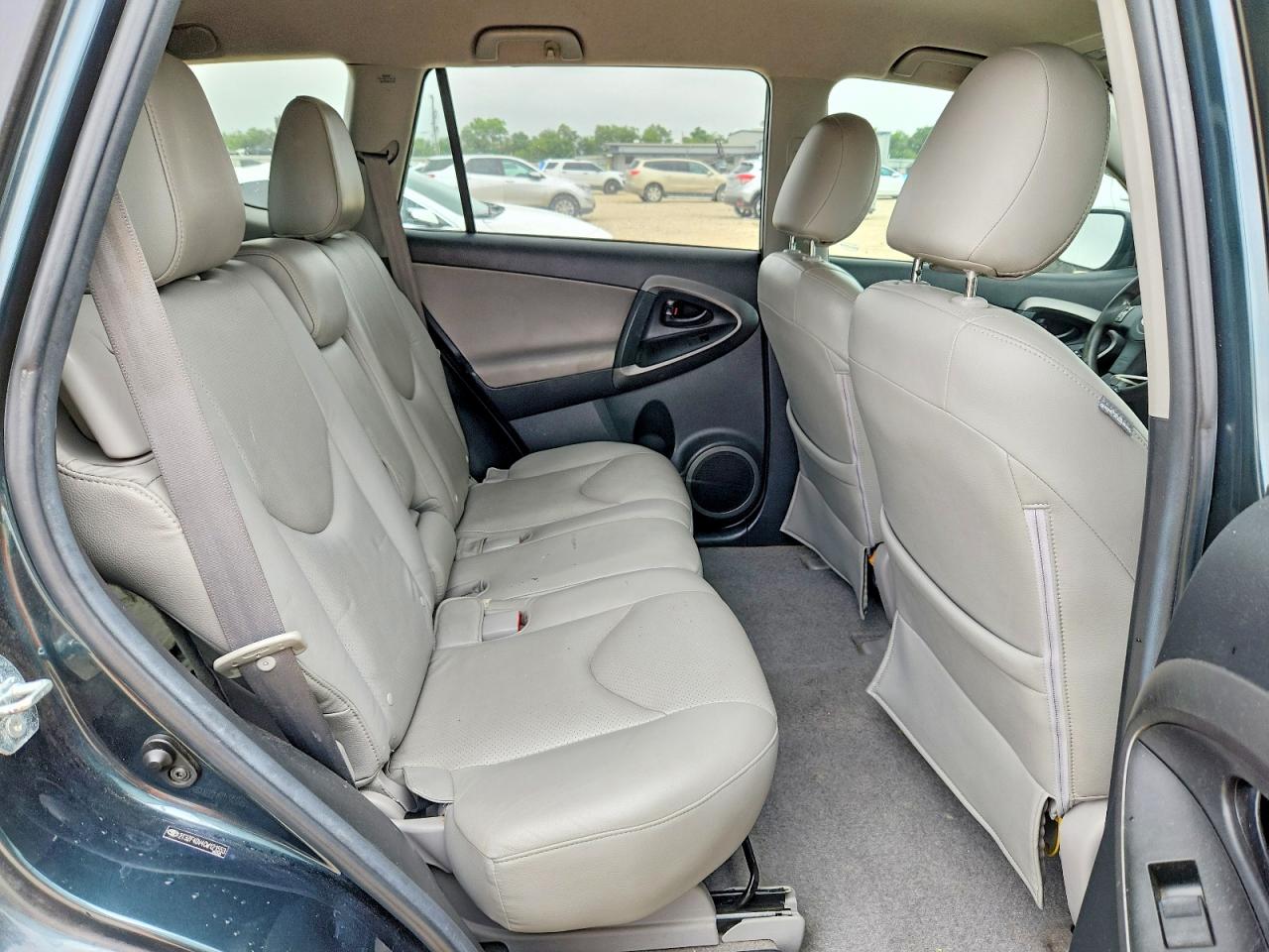 2012 TOYOTA RAV4 BASE