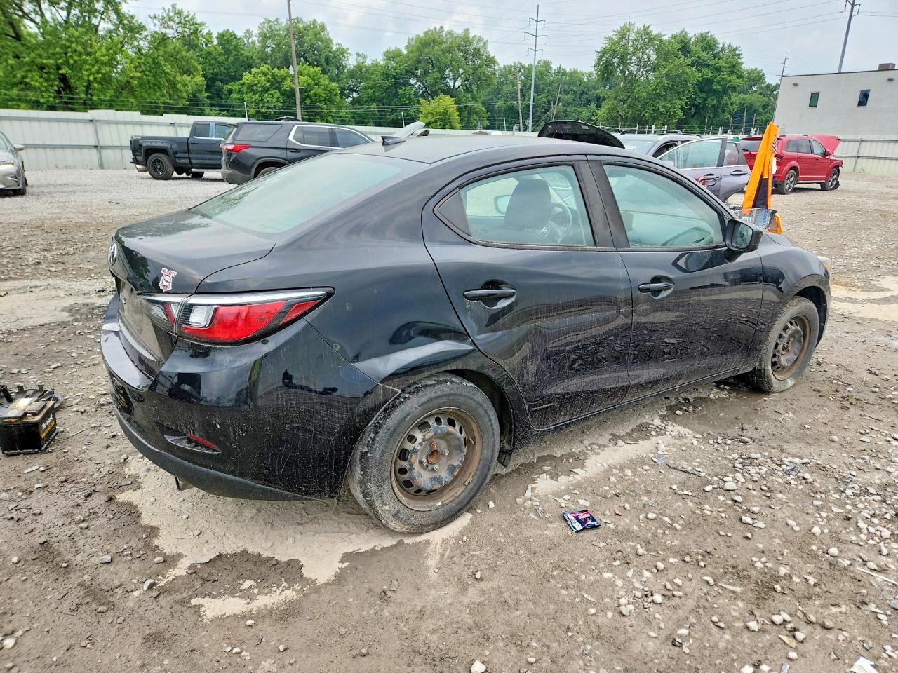2019 TOYOTA YARIS