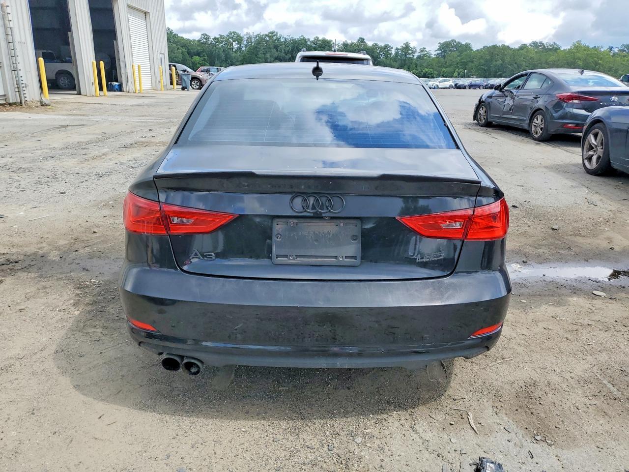 2015 AUDI A3