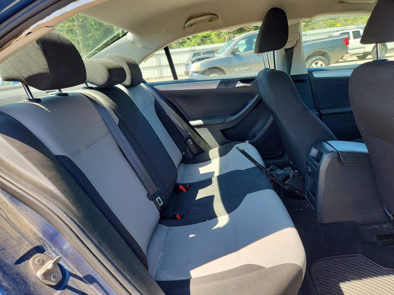 2017 VOLKSWAGEN JETTA