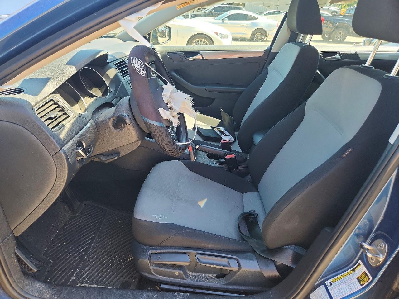 2017 VOLKSWAGEN JETTA