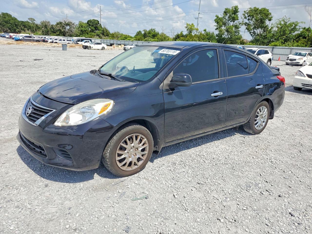 2014 NISSAN VERSA