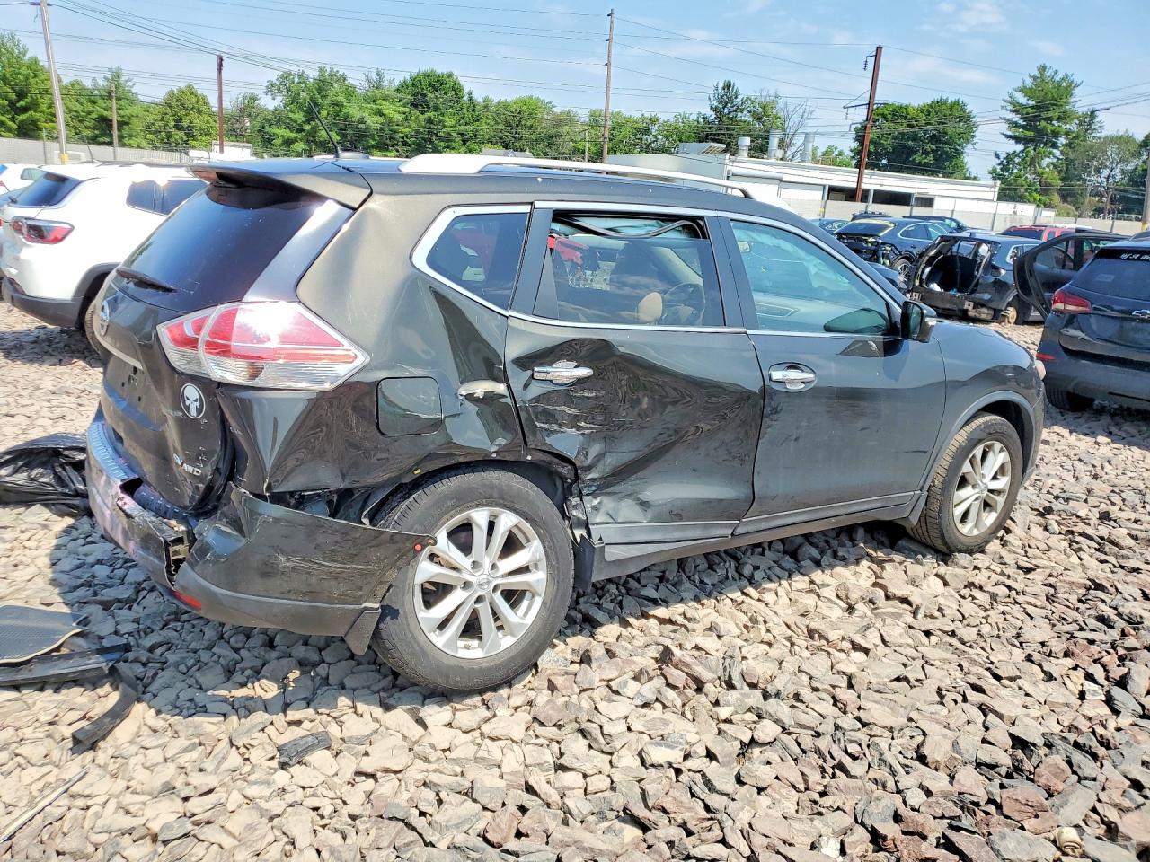 2014 NISSAN ROGUE