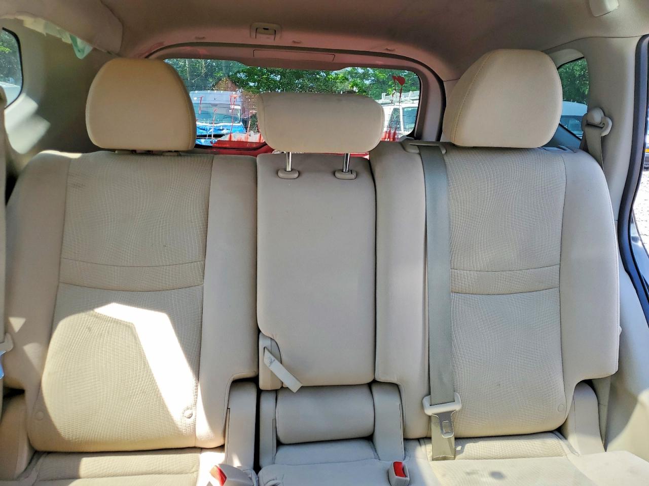 2014 NISSAN ROGUE