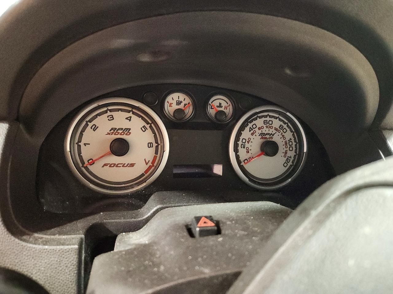 2010 FORD FOCUS