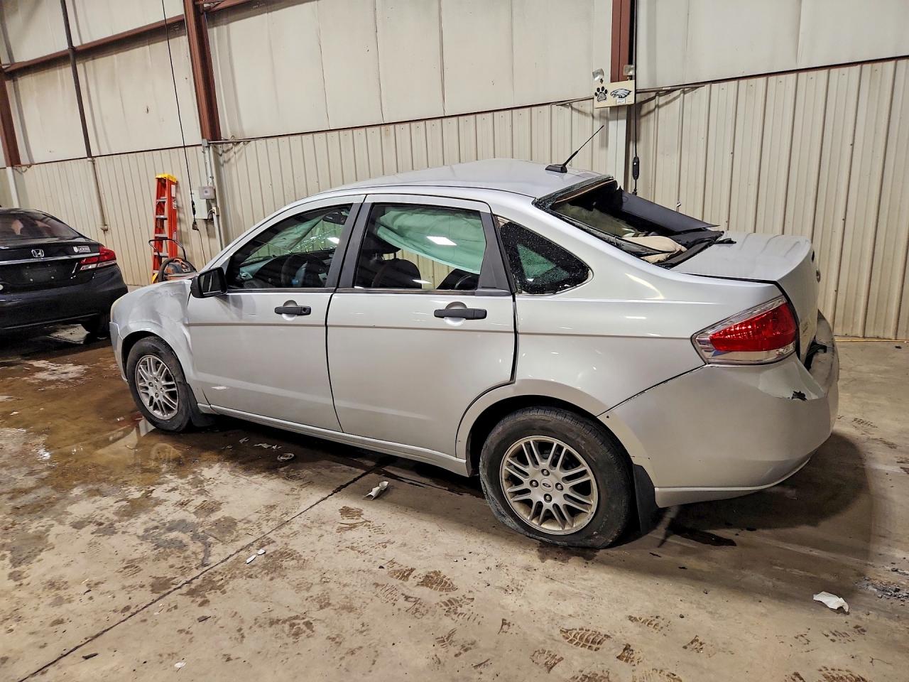 2010 FORD FOCUS