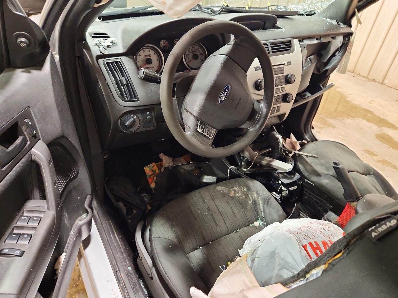 2010 FORD FOCUS