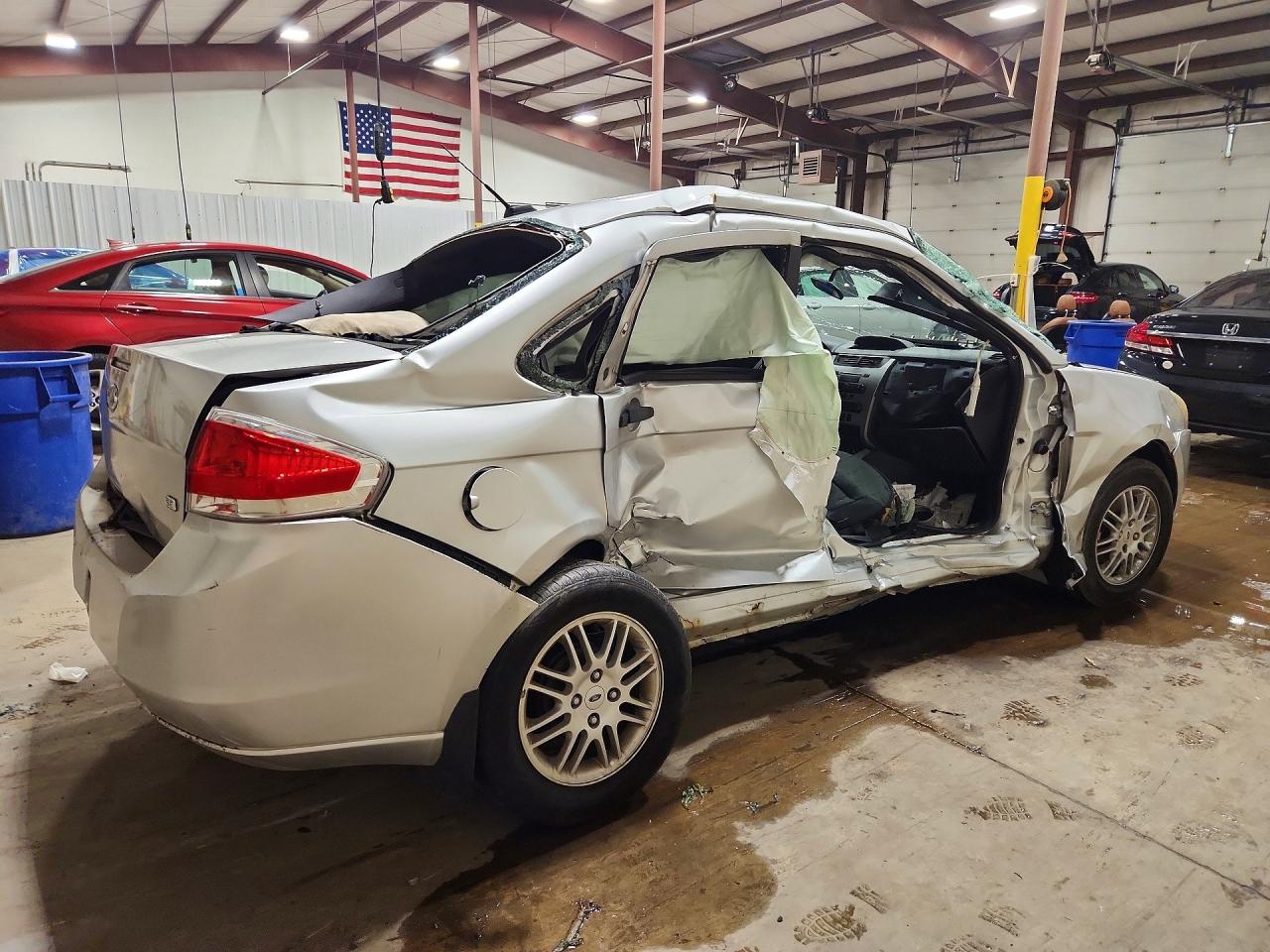 2010 FORD FOCUS
