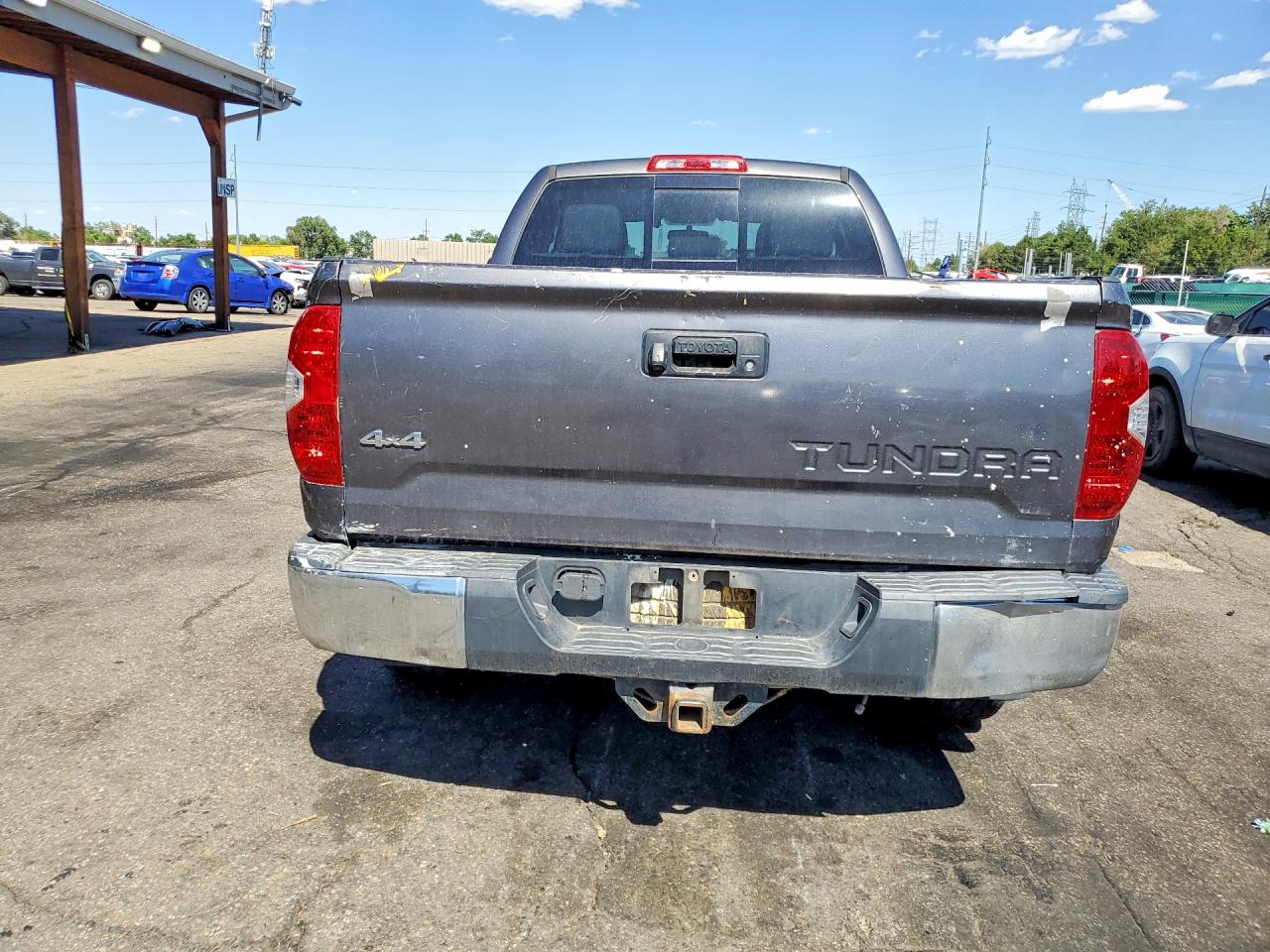 2016 TOYOTA TUNDRA