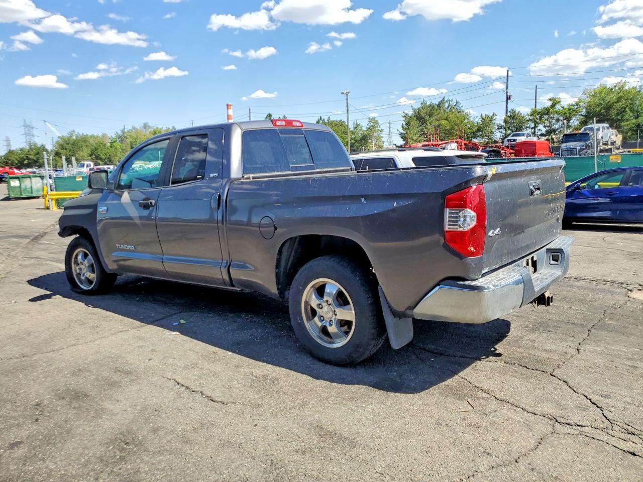 2016 TOYOTA TUNDRA