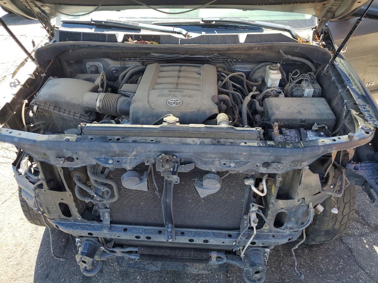 2016 TOYOTA TUNDRA