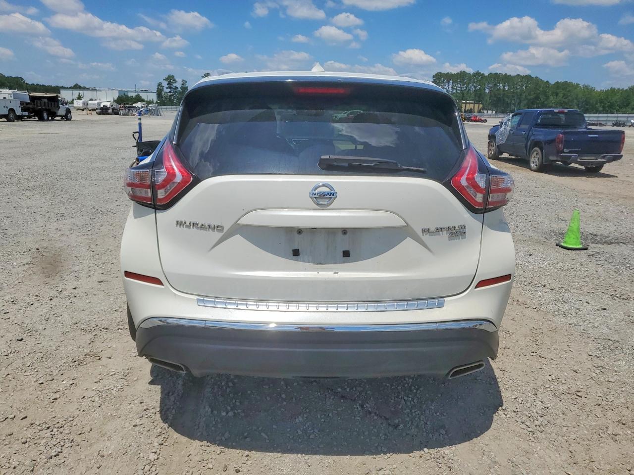 2015 NISSAN MURANO
