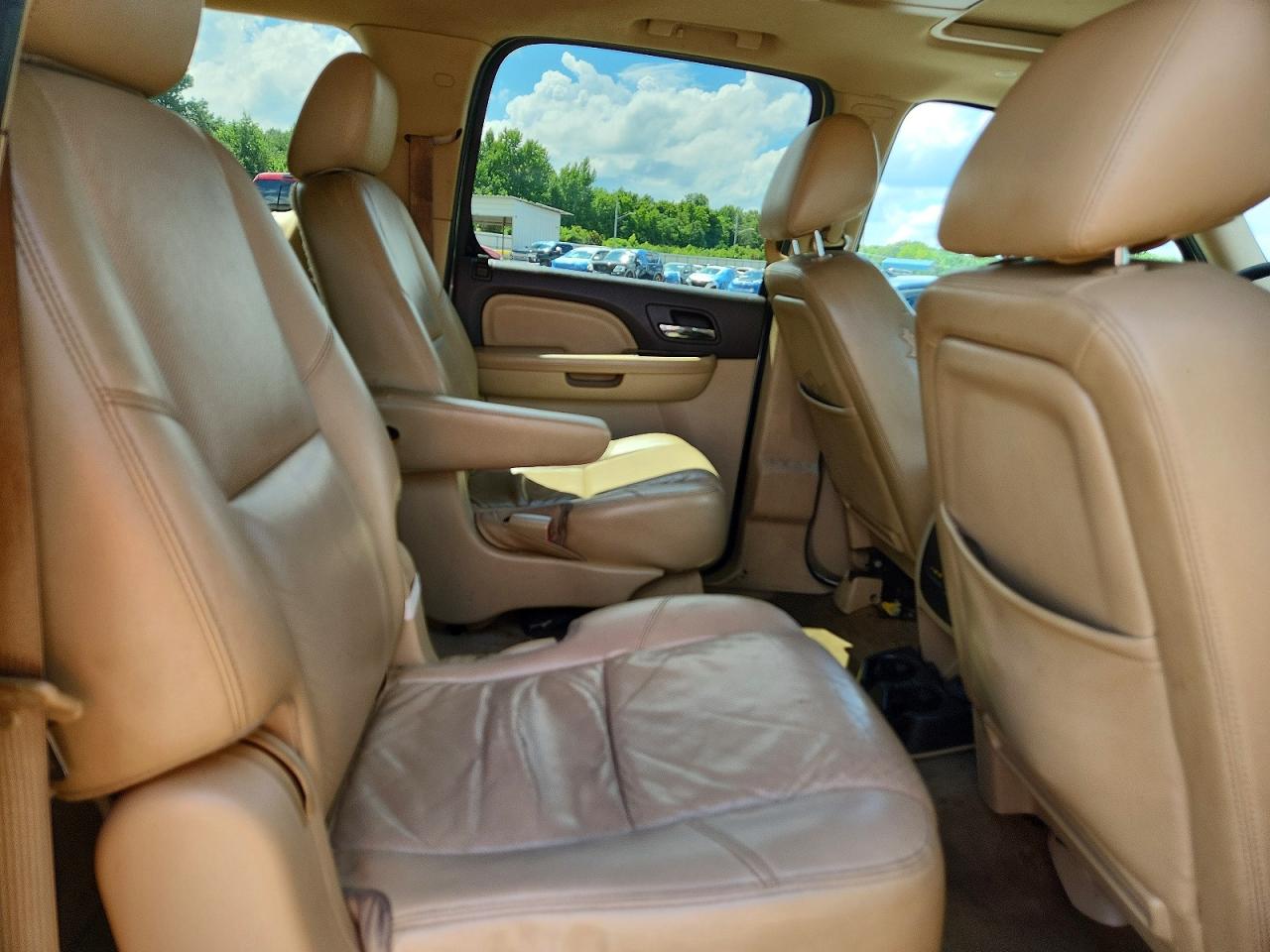 2012 GMC YUKON