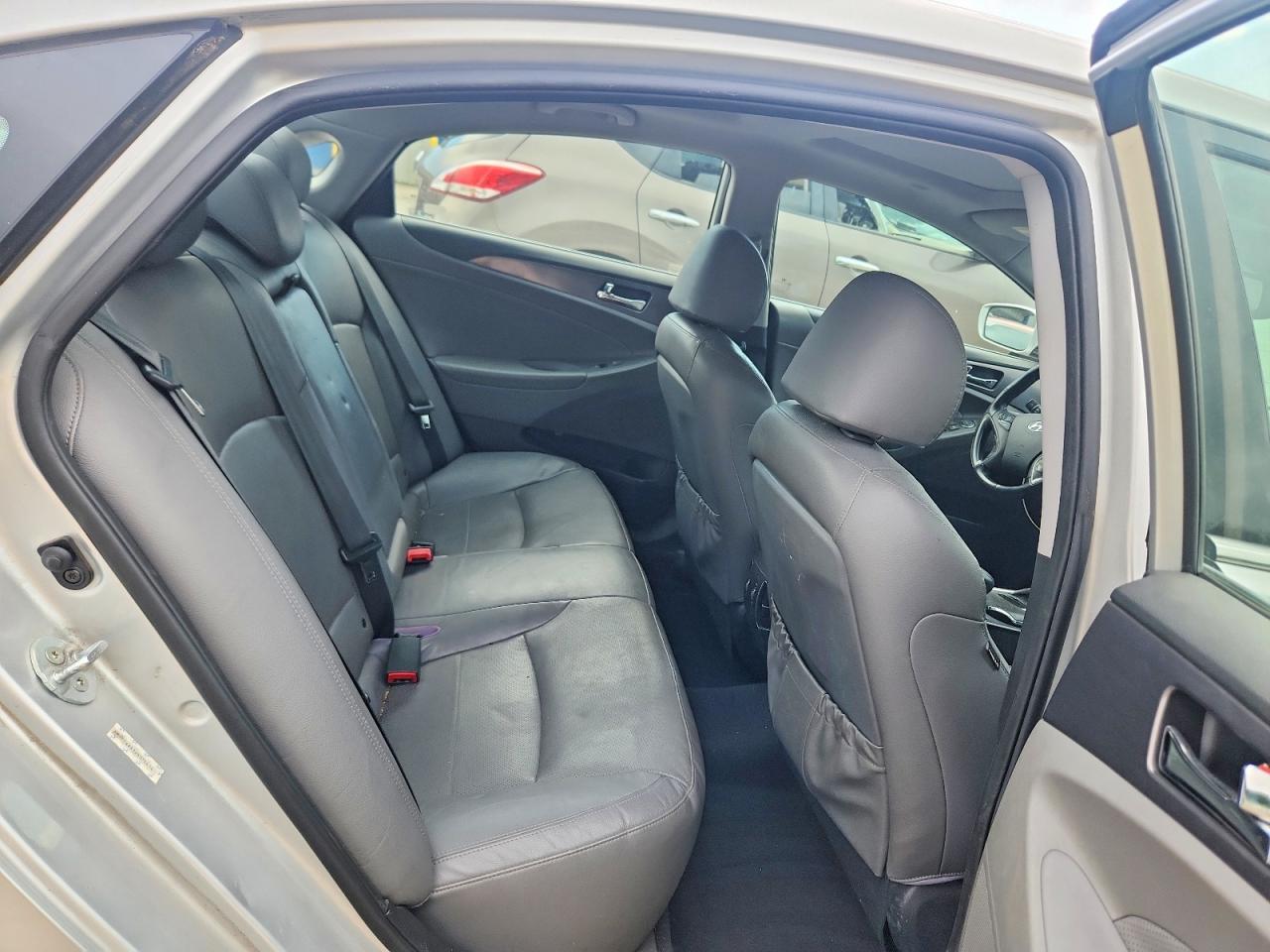 2013 HYUNDAI SONATA