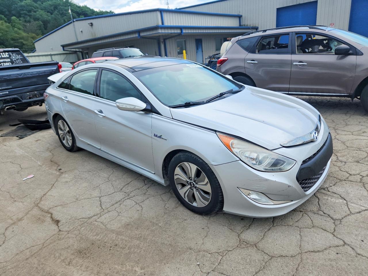 2013 HYUNDAI SONATA