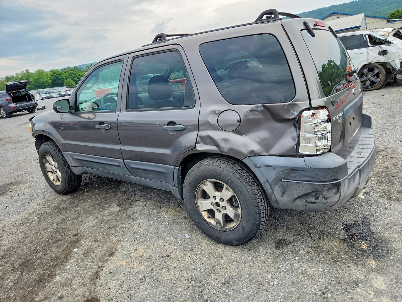 2006 FORD ESCAPE