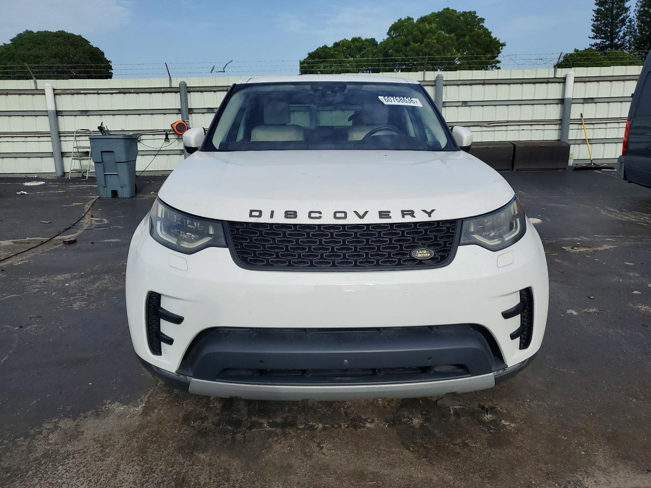 2018 LAND ROVER DISCOVERY
