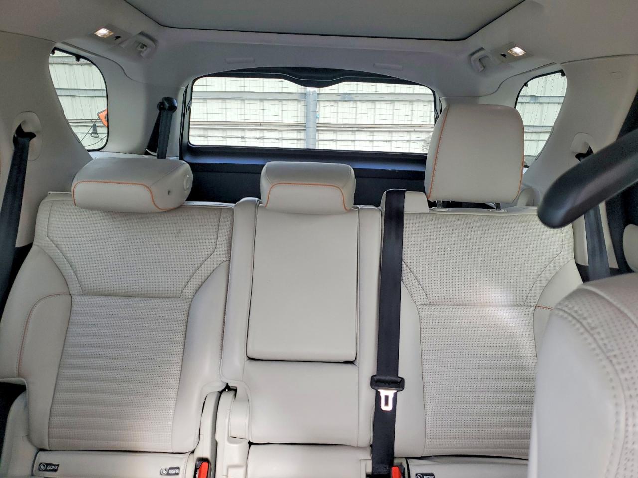 2018 LAND ROVER DISCOVERY