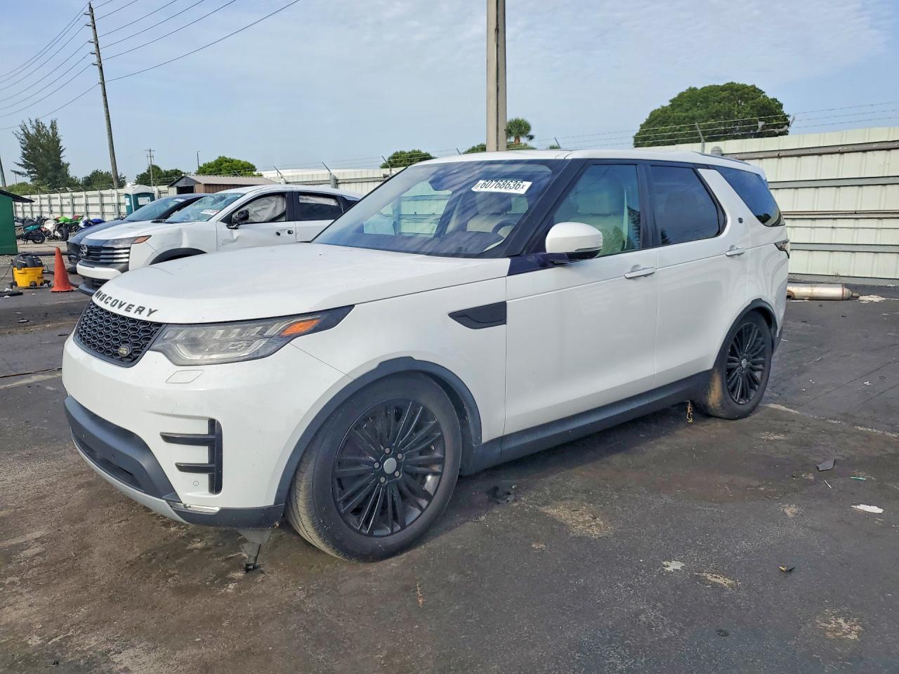 2018 LAND ROVER DISCOVERY