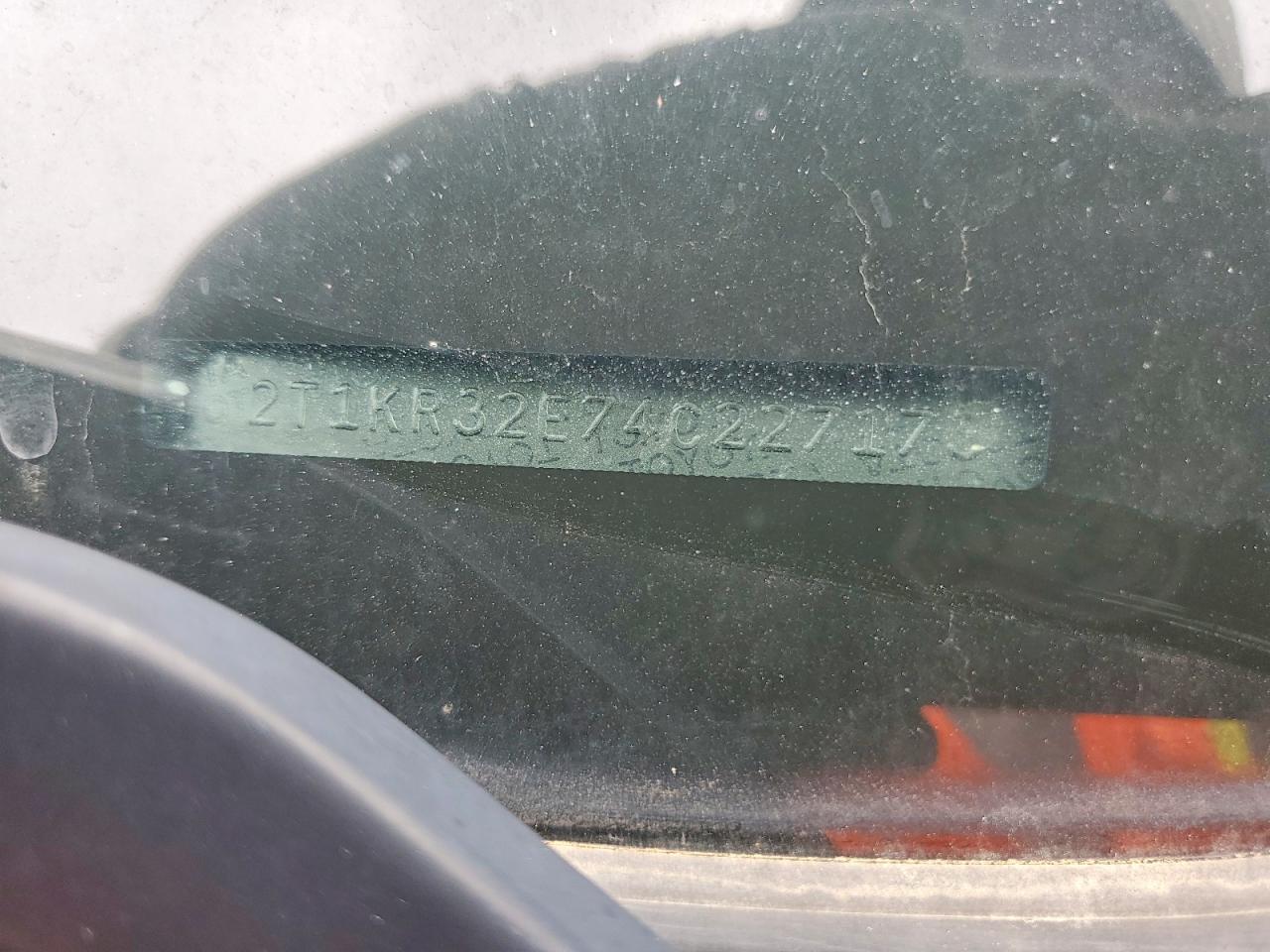 2004 TOYOTA COROLLA