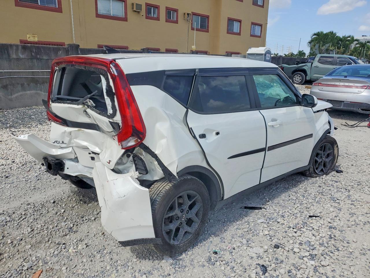 2021 KIA SOUL