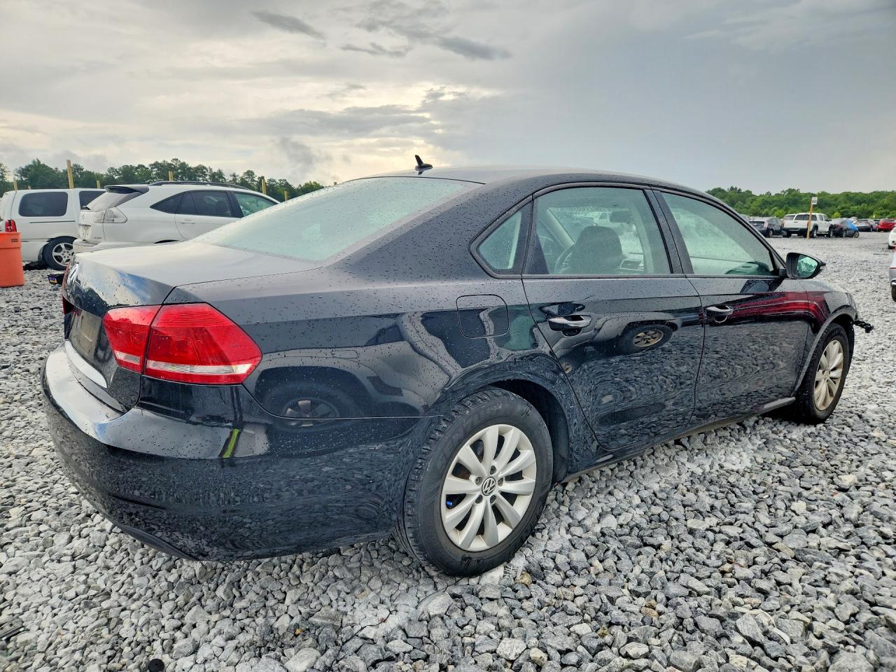 2012 VOLKSWAGEN PASSAT