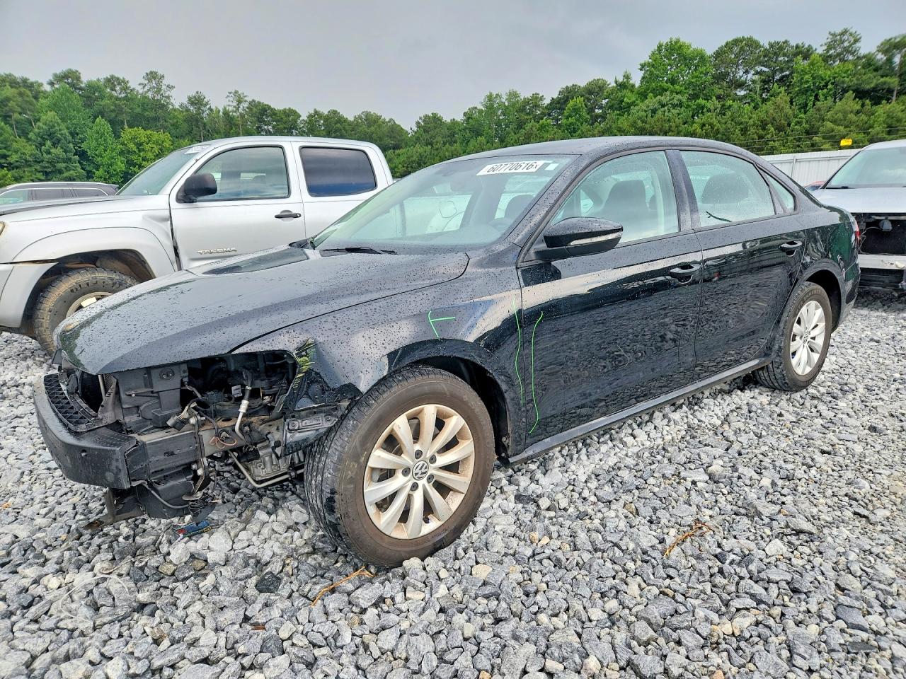 2012 VOLKSWAGEN PASSAT