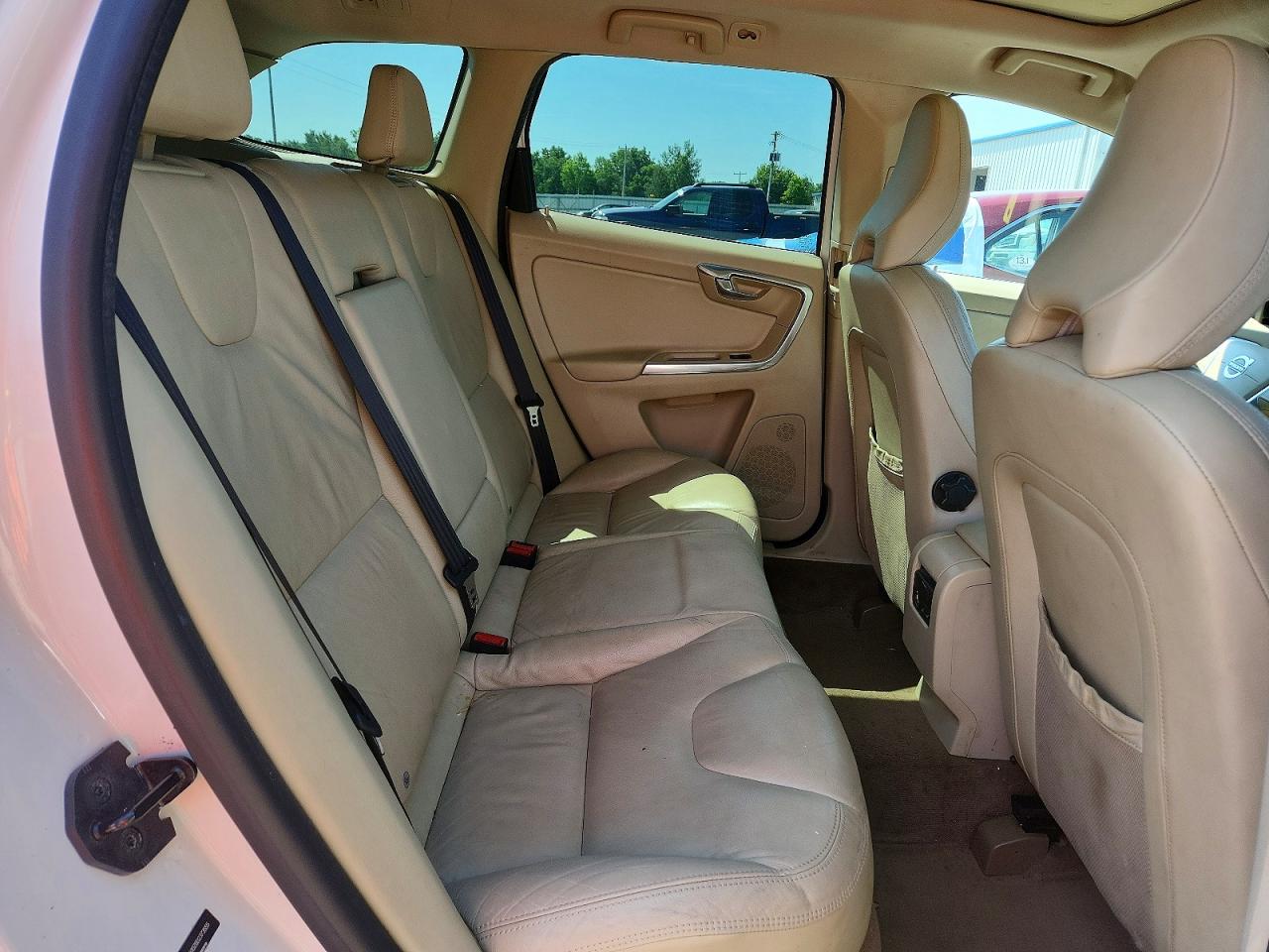2013 VOLVO XC60