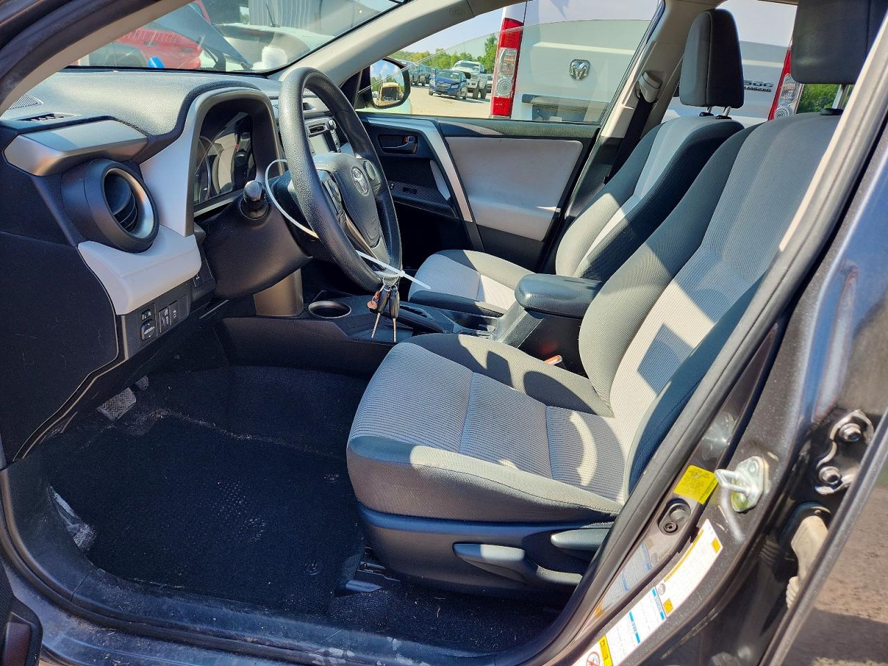 2015 TOYOTA RAV4