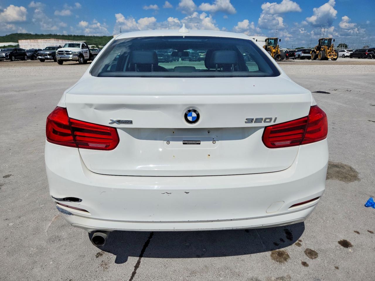 2016 BMW 3 SERIES