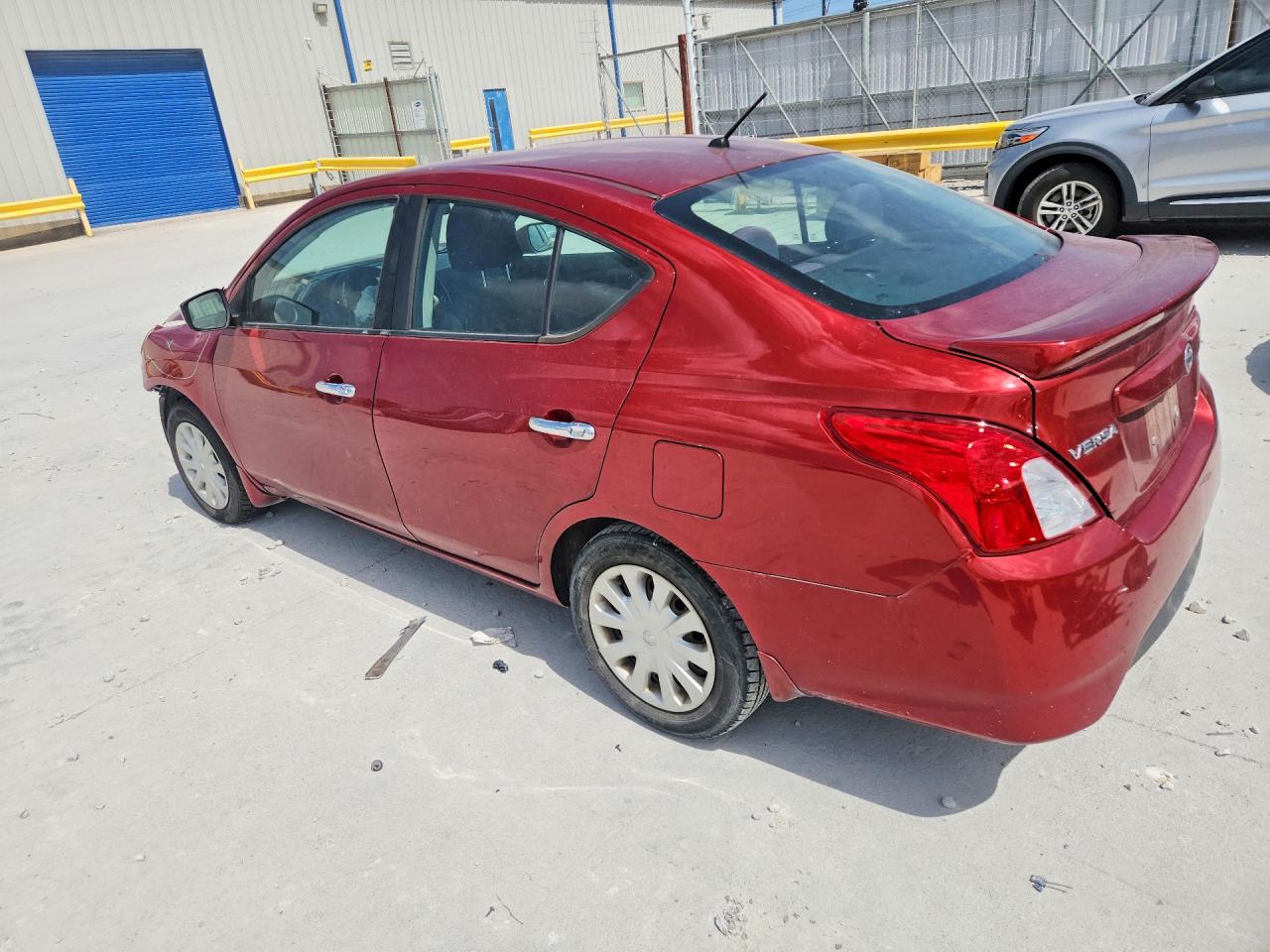 2017 NISSAN VERSA