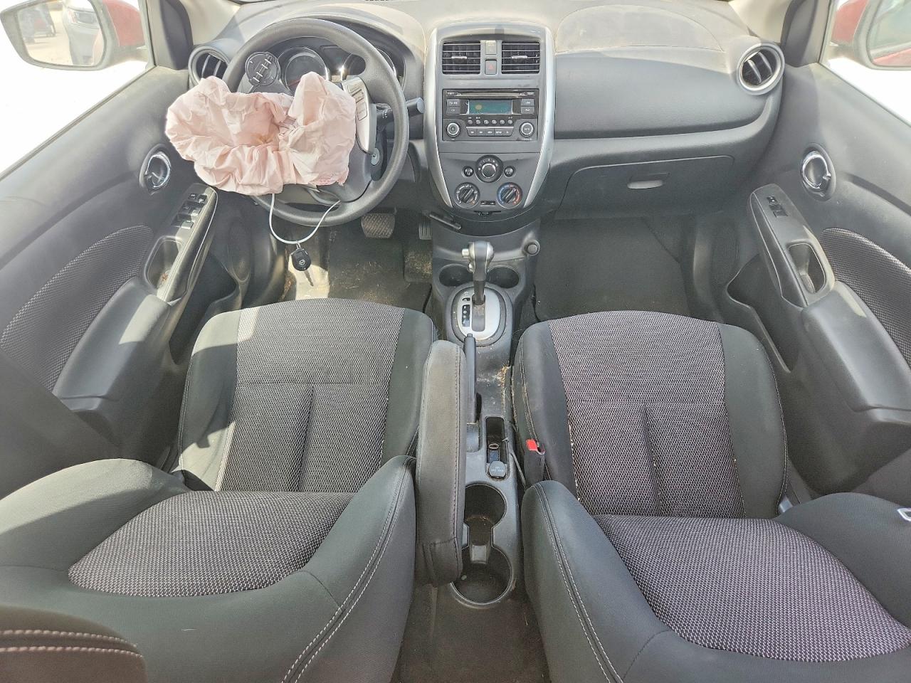 2017 NISSAN VERSA