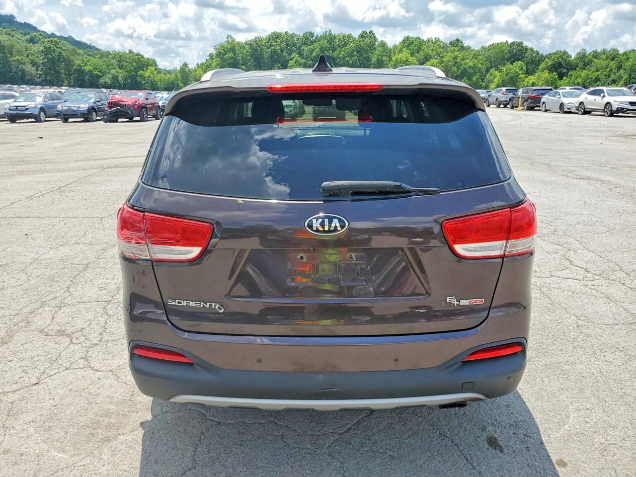2016 KIA SORENTO
