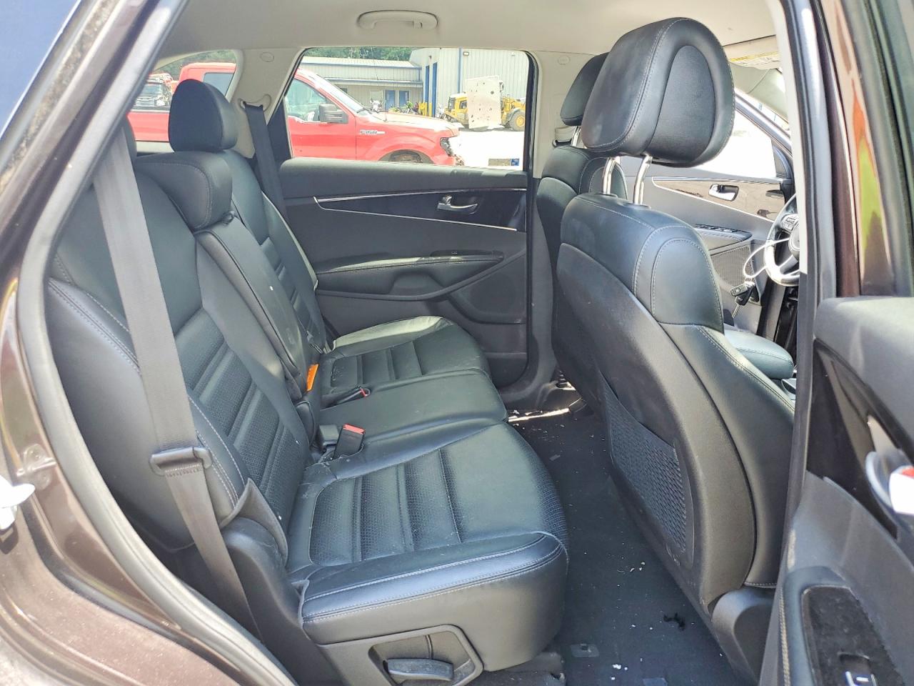 2016 KIA SORENTO