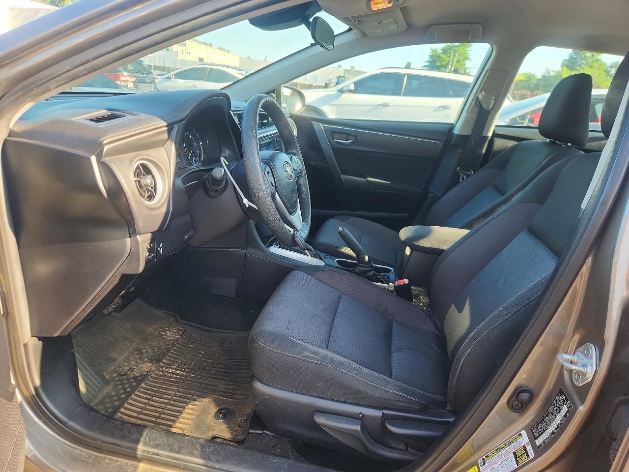 2017 TOYOTA COROLLA